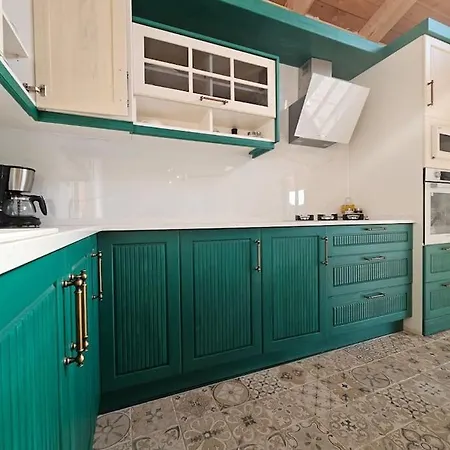 Sarnic Villa *